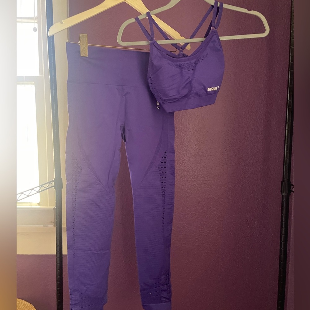 Gymshark ENERGY SEAMLESS Two Piece Set - Small Top, Medium Bottom - VIOLET